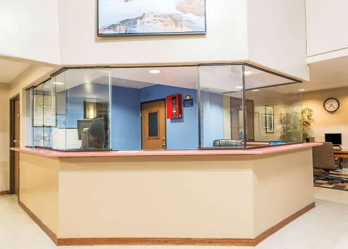 Resort: Days Inn By Wyndham Pueblo